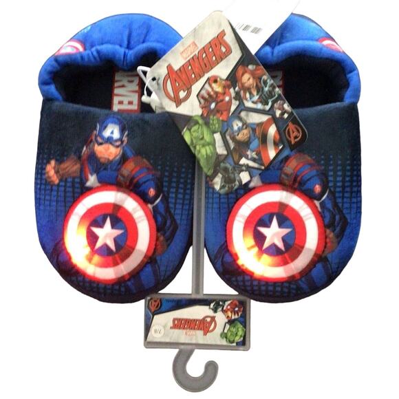 NEW Toddler Boys Size 7/8 Marvel Avengers LIGHT UP SLIPPERS Captain America - Picture 1 of 7